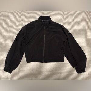 ALO Yoga Black Cropped Clubhouse Jacket Medium/Large Athleisure Windbreaker